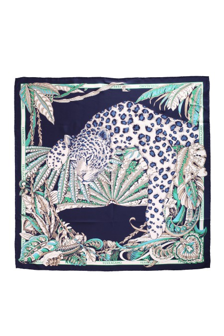 Shop SALVATORE FERRAGAMO  Headscarf: Salvatore Ferragamo Animalier print silk scarf.
Length 90 x 90 CM.
Composition: 100% silk.
Made in Italy.. 310154 FO TOGONEW-771188 FANTASIA